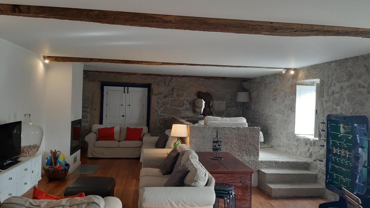 Eido Do Carvalhoso - Casa De Campo Em اركوس دي فالديفيز المظهر الخارجي الصورة