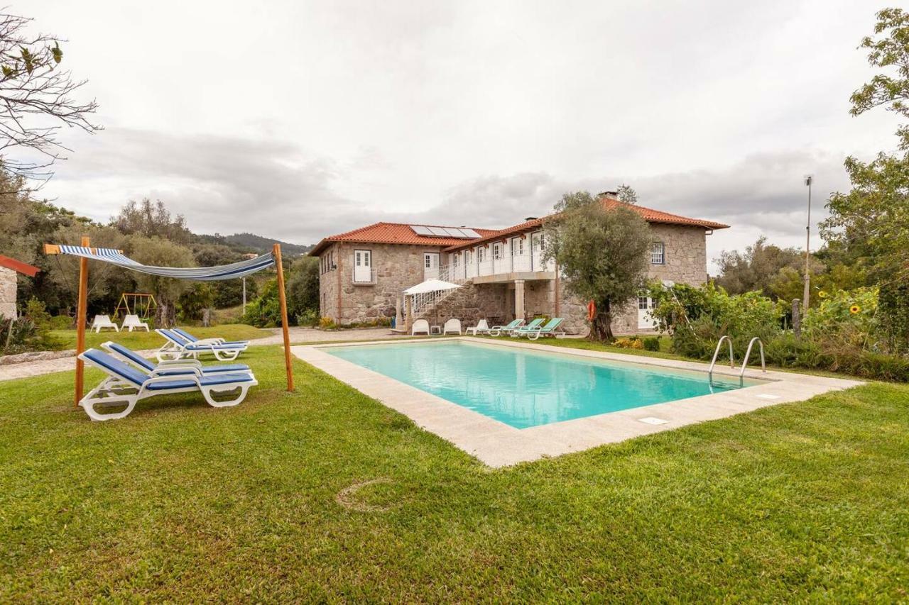 Eido Do Carvalhoso - Casa De Campo Em اركوس دي فالديفيز المظهر الخارجي الصورة